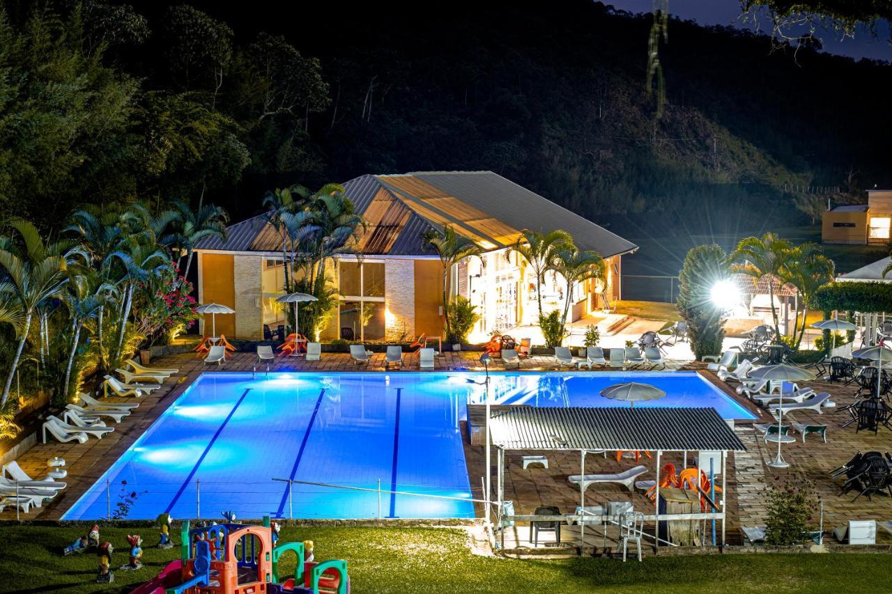 Hotel Fazenda Santa Barbara 保罗工程师镇-迪弗隆廷 外观 照片