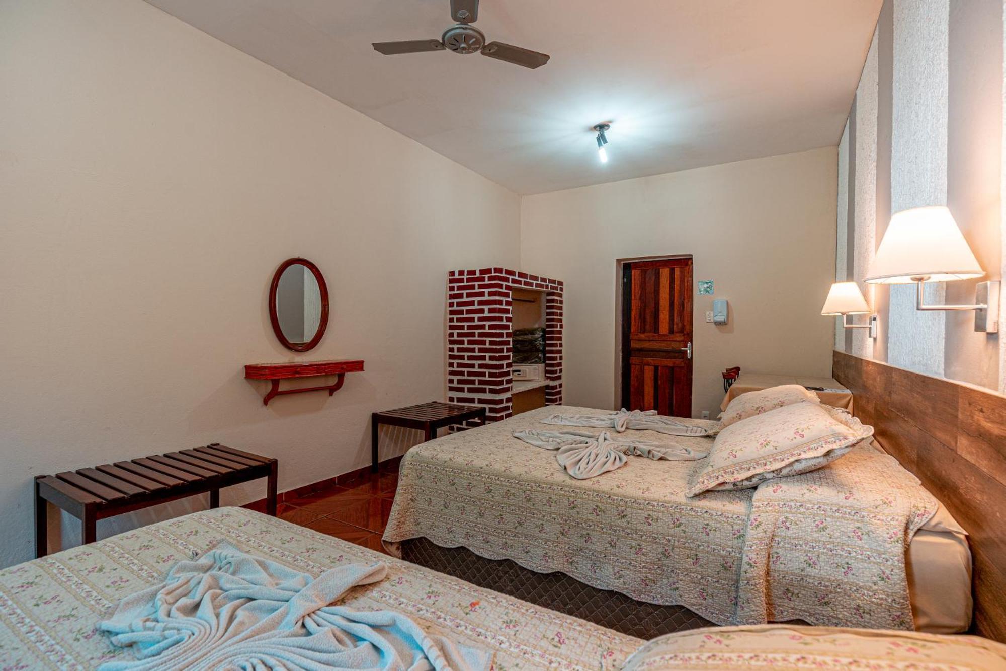 Hotel Fazenda Santa Barbara 保罗工程师镇-迪弗隆廷 外观 照片